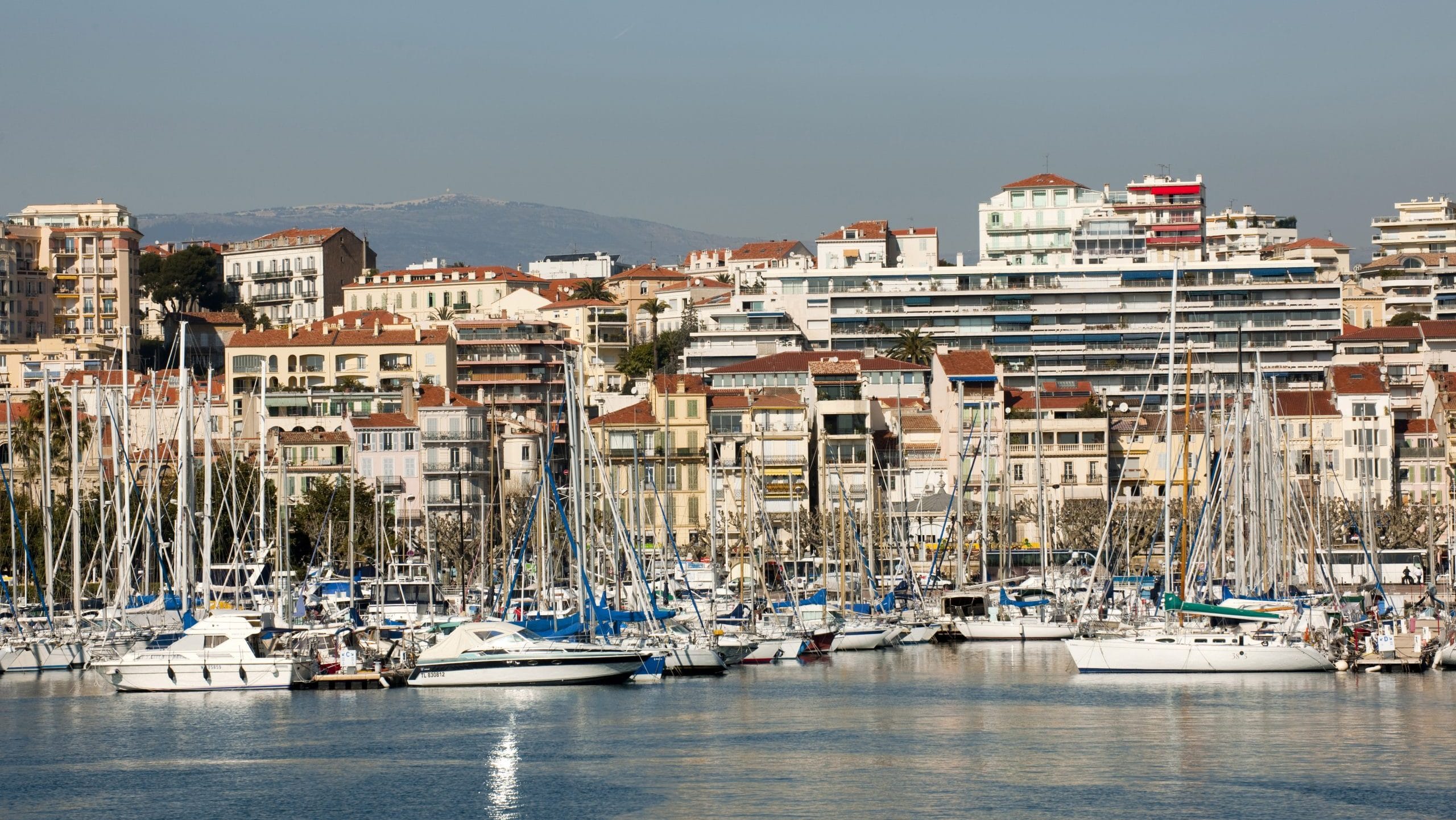 Festivalul de la Cannes și 160.000 de case fără curent în sudul Franței: Ce s-a întâmplat?