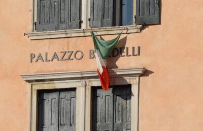 Impactul tarifelor lui Trump asupra economiei Italiei
Posibilă pierdere de 0,8% din PIB până în 2027!
