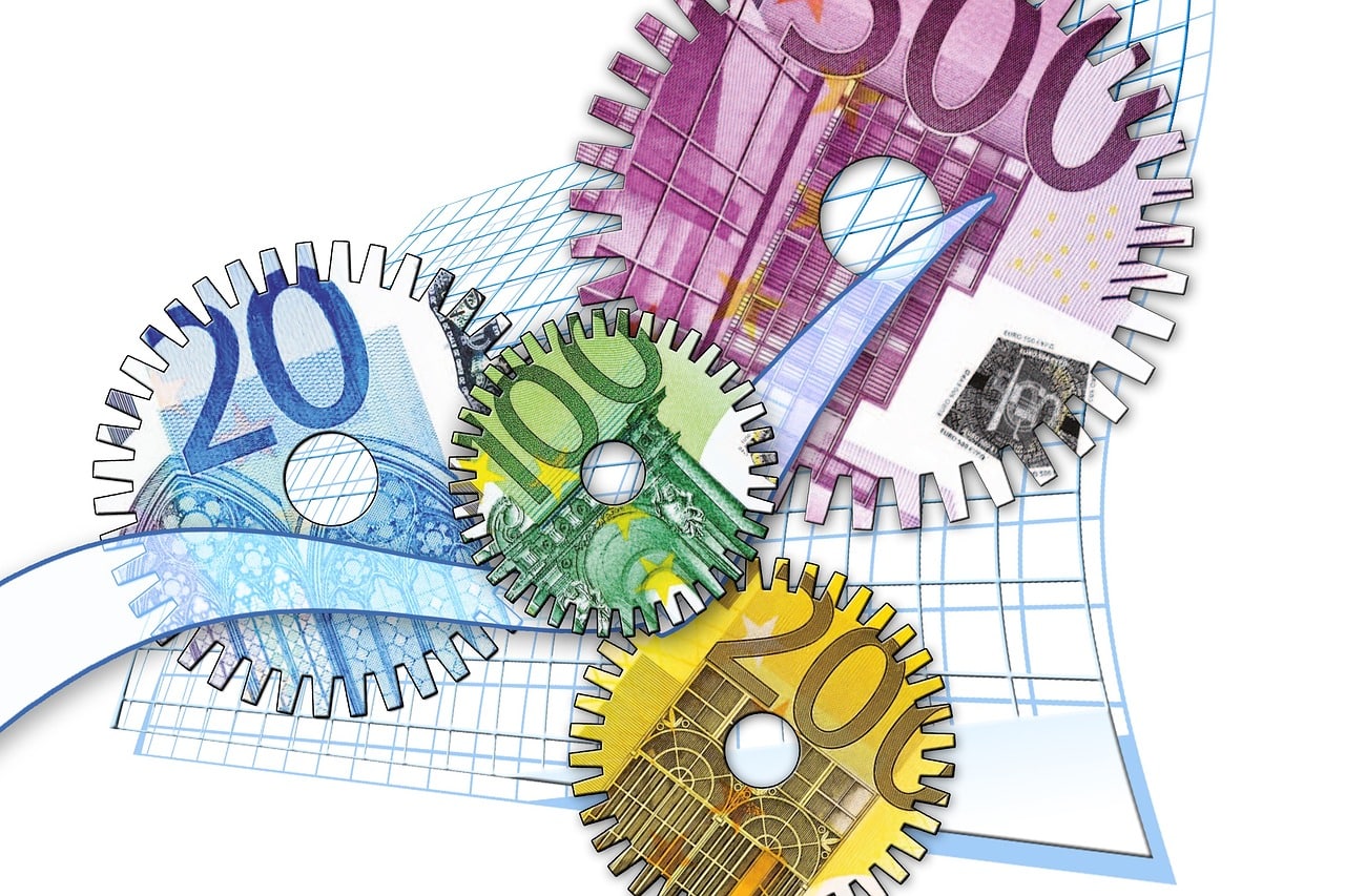 Economia României în pericol: Inflația atinge 8%! Opinia experților