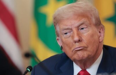 Donald Trump ar fi fost avertizat în avans despre numele din dosarele Epstein