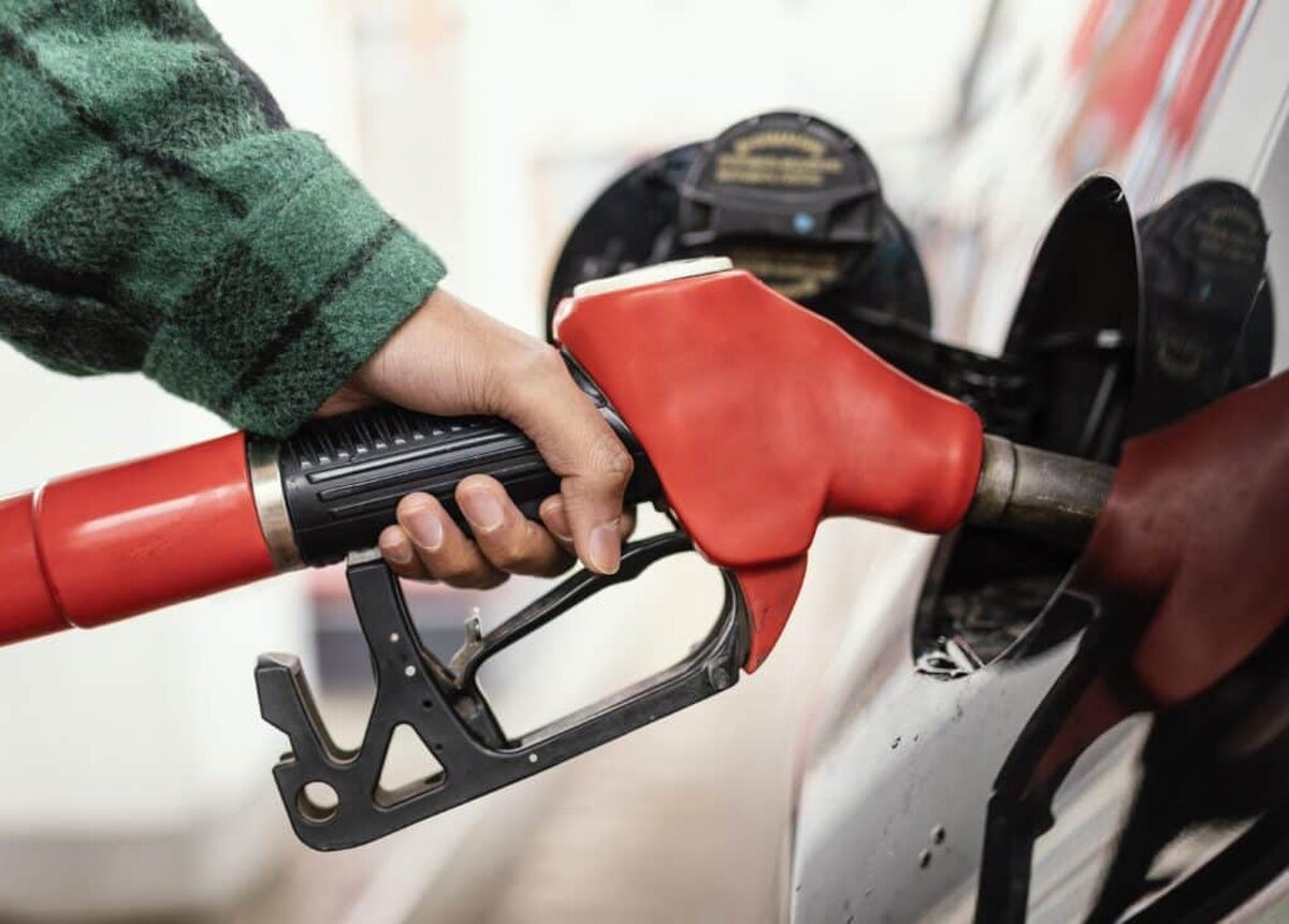 Prețul dieselului crește vertiginos! Ce se întâmplă în stațiile de carburant înainte de majorarea oficială din august