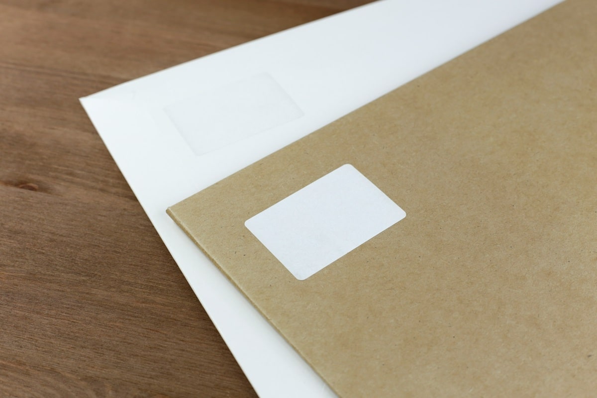 Cel mai complet ghid despre plicurile port-document: dimensiuni și utilizări