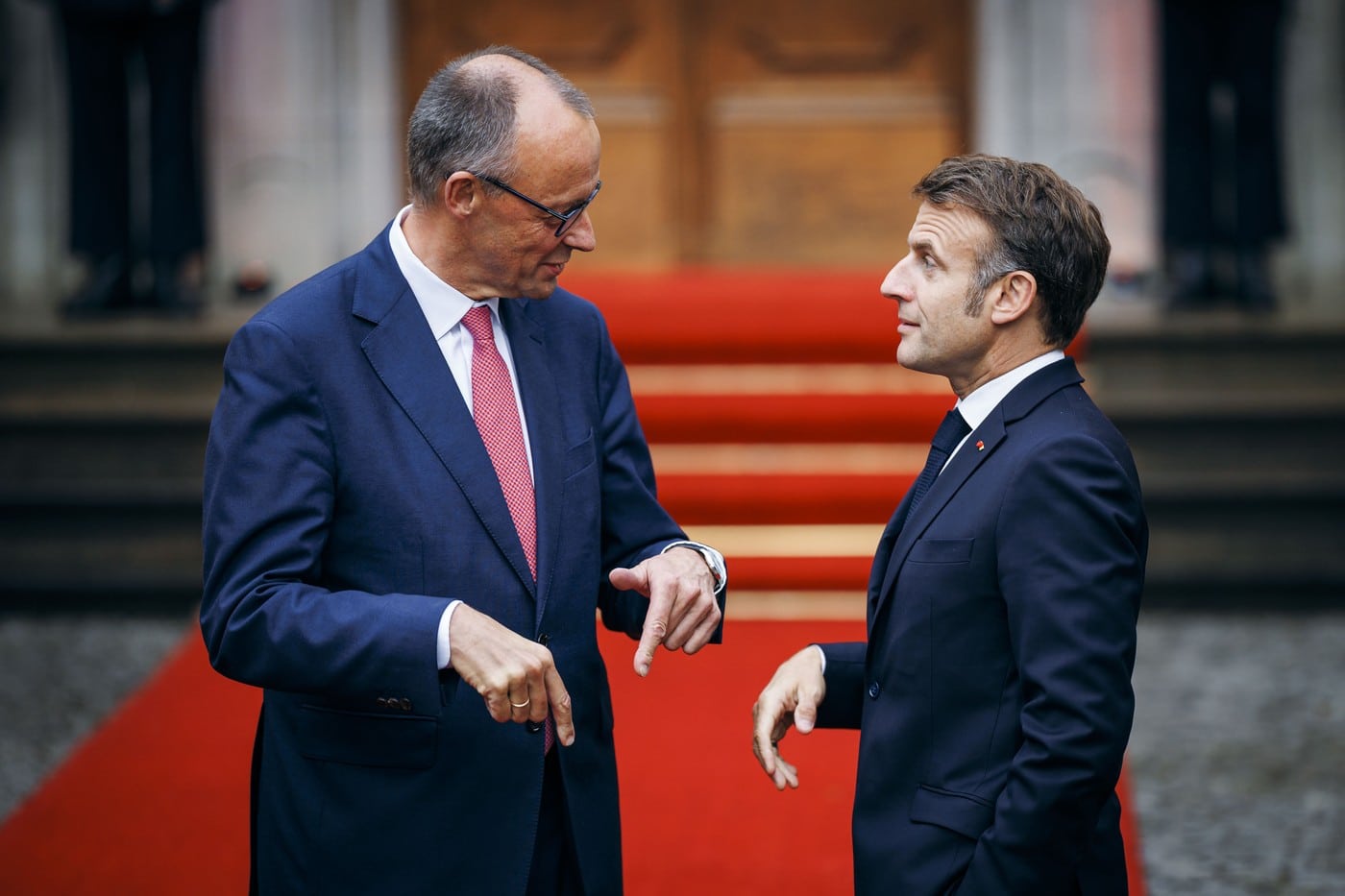 Negocierile dintre Friedrich Merz și Emmanuel Macron: Apărarea și tarifele vamale