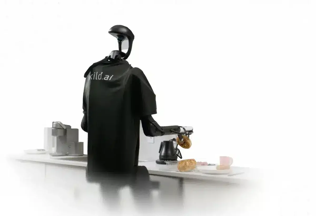 Amazon sprijină Skild AI: Revoluția roboților multifuncționali