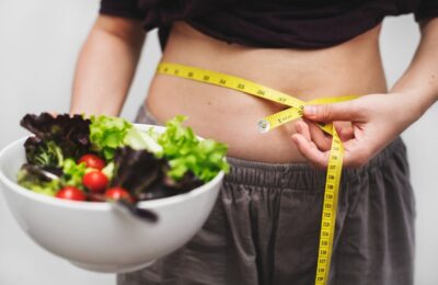 Dietele rapide: Riscuri subestimate. Un studiu recent dezvăluie