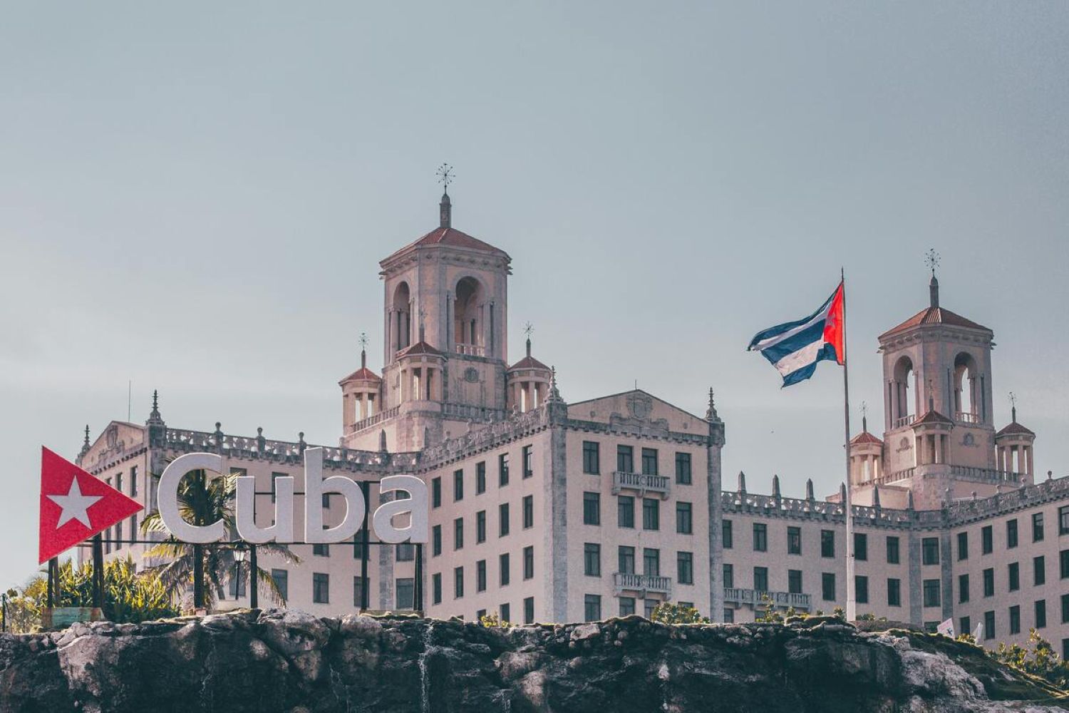 Top 7 atracții turistice din Cuba: ce să vizitezi într-o vacanță autentică?