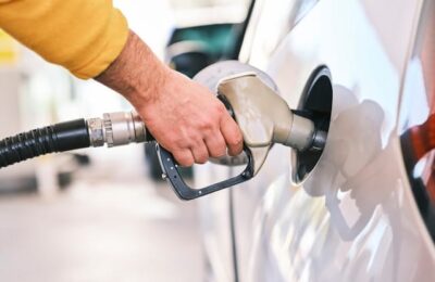 Revelație la stația de carburant pe 5 august! Cum se schimbă tarifele la benzinării