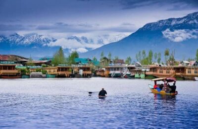 Tinerii din Kashmir păstrează istoria pe rețelele sociale