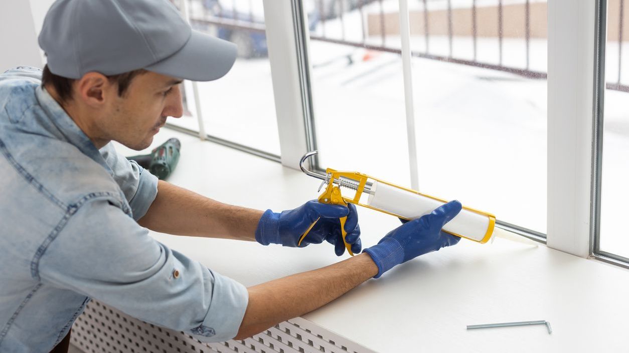 Adezivi plastic dur: tipuri, utilizări și recomandări