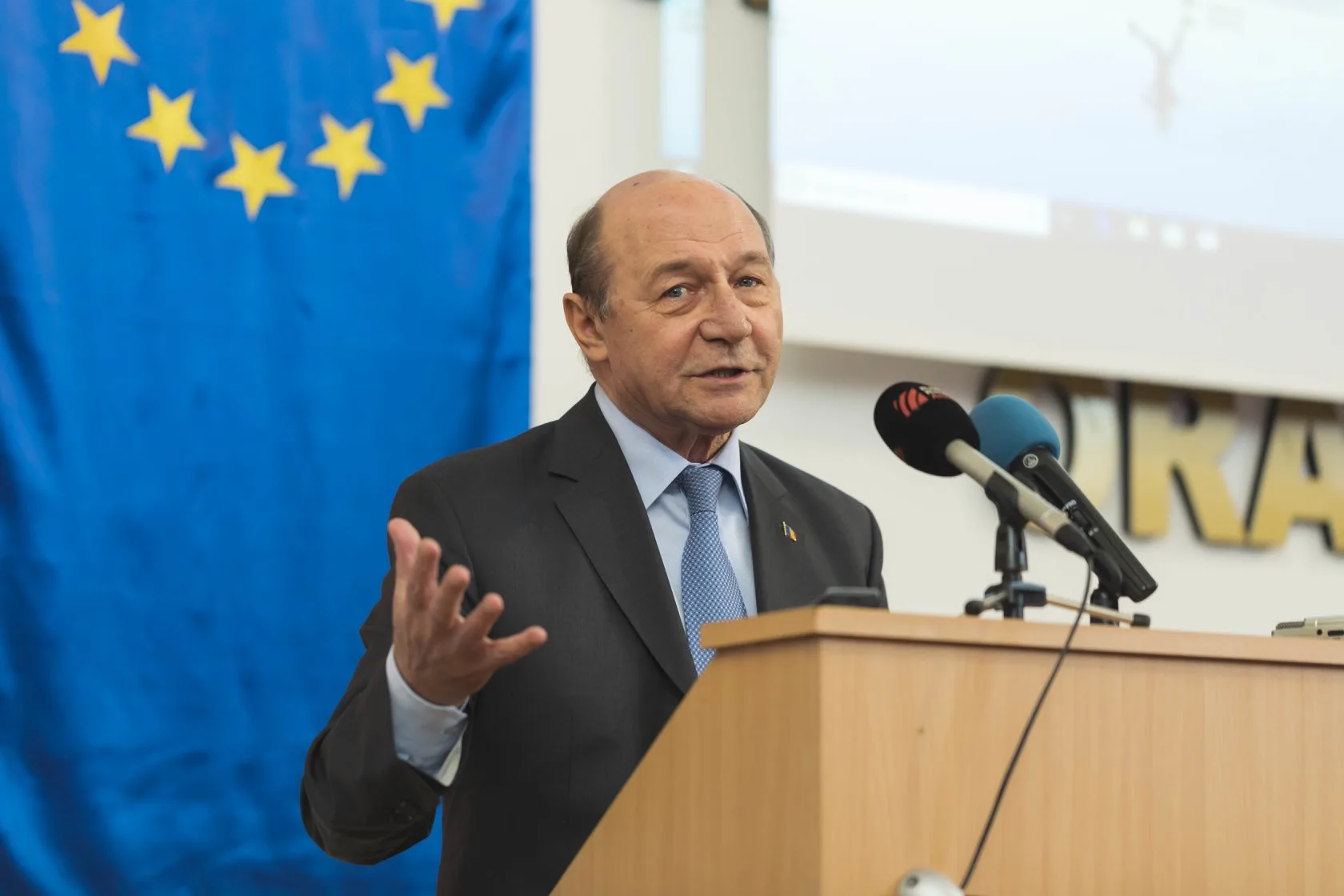 Traian Băsescu critică dur planul UE: „Zidul împotriva dronelor este o vulnerabilitate!”