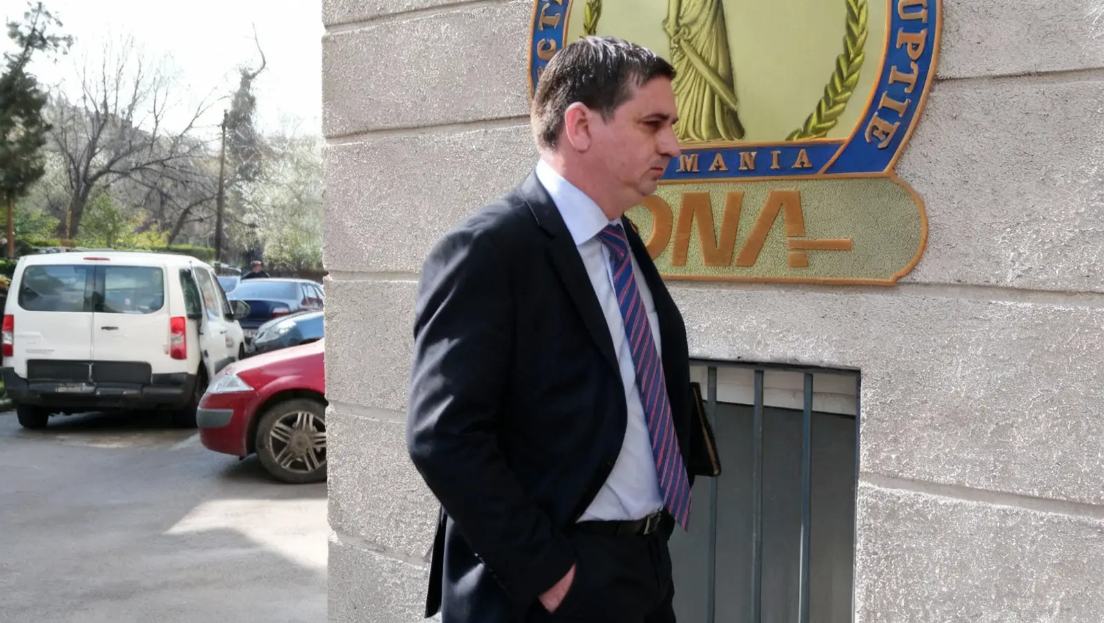 Interceptări secrete și promisiuni în Apărarea Națională
