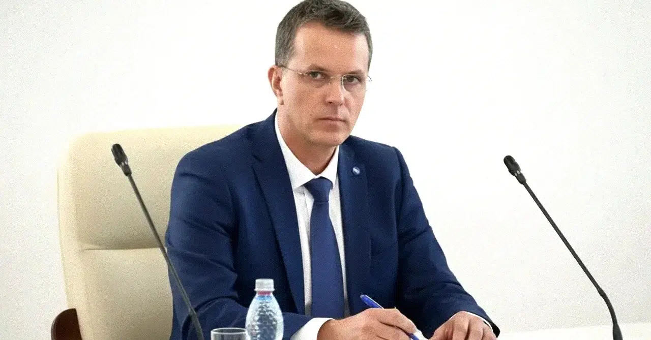Lonţu Moșteanu în mijlocul discuțiilor neobișnuite despre Ministerul Apărării