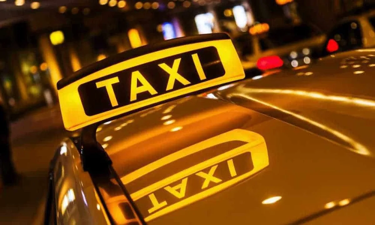 Taxi