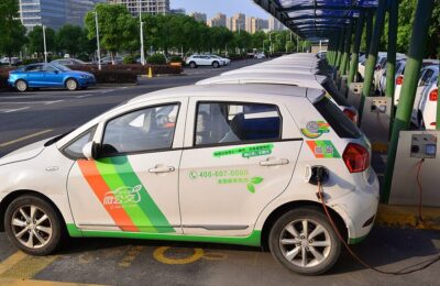 Mașini electrice chinezești domină topul celor mai citite teste