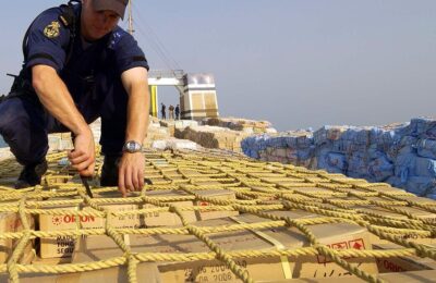 Suedia a abordat o navă rusă sancționată suspectă de transport arme