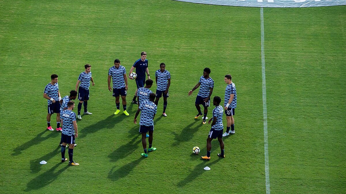 Radu Drăgușin pleacă de la Tottenham în iarnă