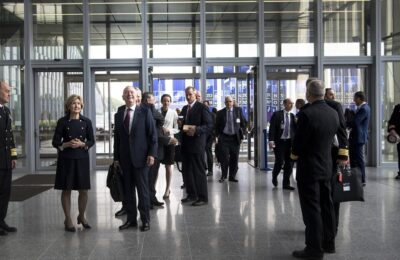 NATO respinge independența militară a UE față de SUA