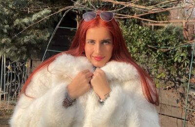 Andreea Prisacariu schimbare radicală look Crăciun fotbalist