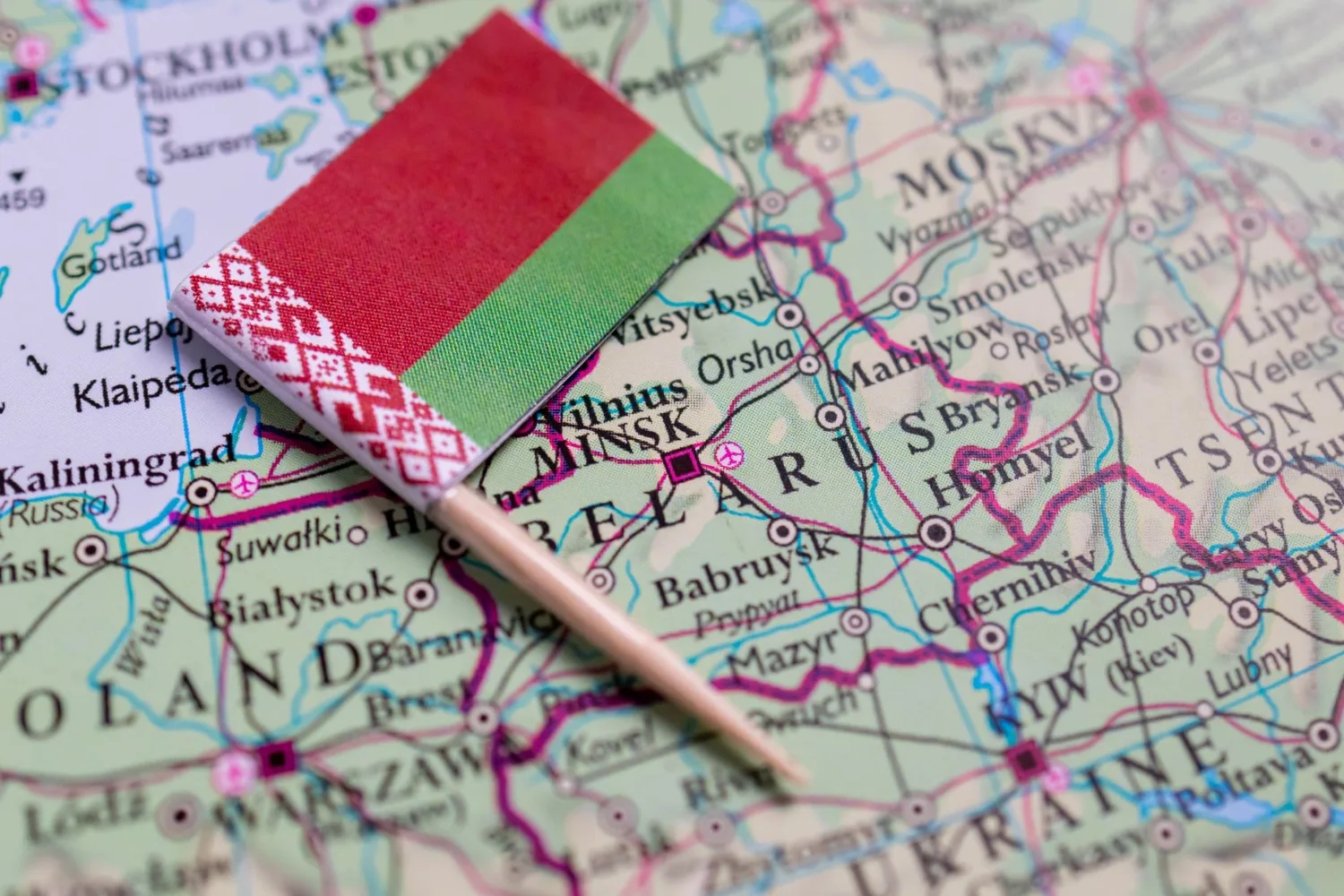 Belarus elibereaza 123 de prizonieri politici dupa acordul cu SUA