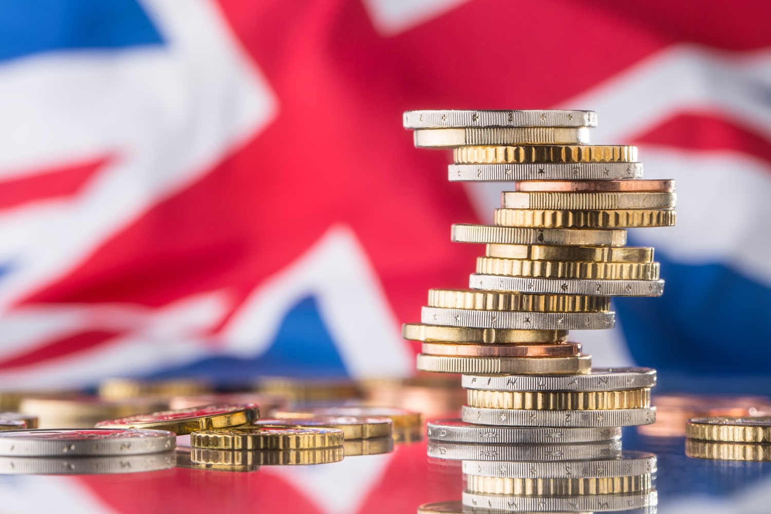 Inflația din Marea Britanie scade sub așteptări în decembrie