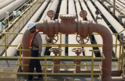 Siria semnează acorduri petroliere cu Arabia Saudită pentru accelerarea reconstrucției