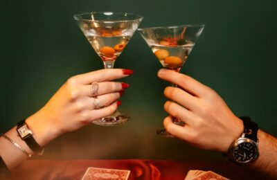 Idei de cadouri de lux: 5 modele de ceasuri pentru el și ea