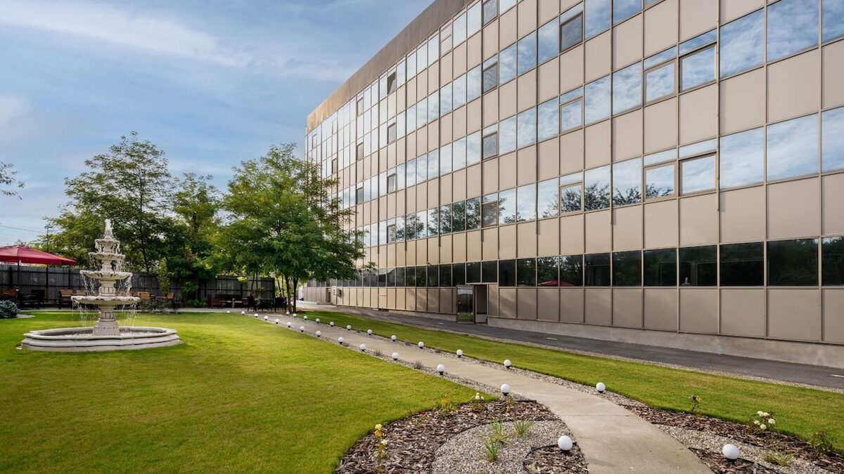 Echo Elderly Care lansează rețeaua națională de centre pentru bătrâni