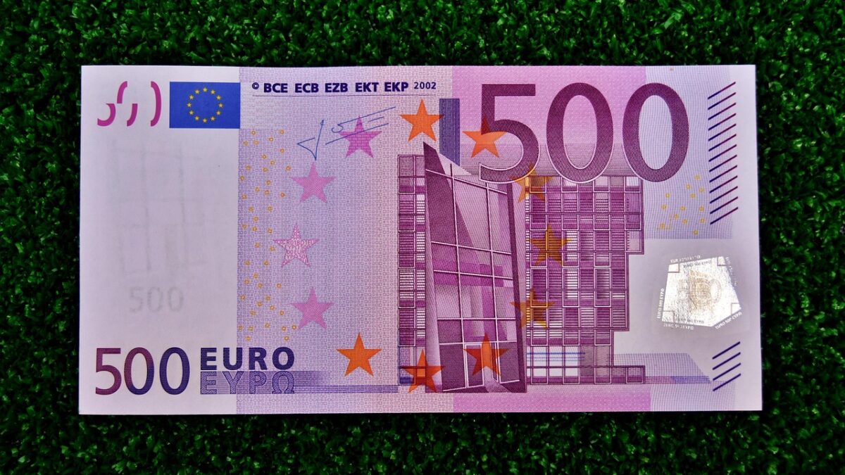 Partidele au cheltuit 232 milioane lei în precampanie