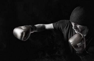 Boxer polonez trăiește în sărăcie fără apă curentă