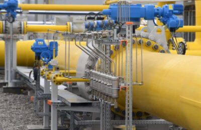 Transporturile ruseşti de GNL ţinta Uniunii Europene care poate afecta aprovizionarea cu energie
