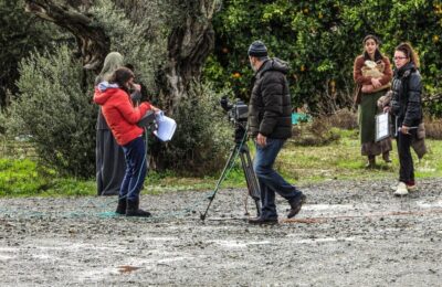 Timothée Chalamet purta ochelari cu dioptrii la filmările Marty Supreme