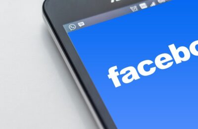 Irlanda plănuiește legi UE pentru verificarea vârstei pe social media
