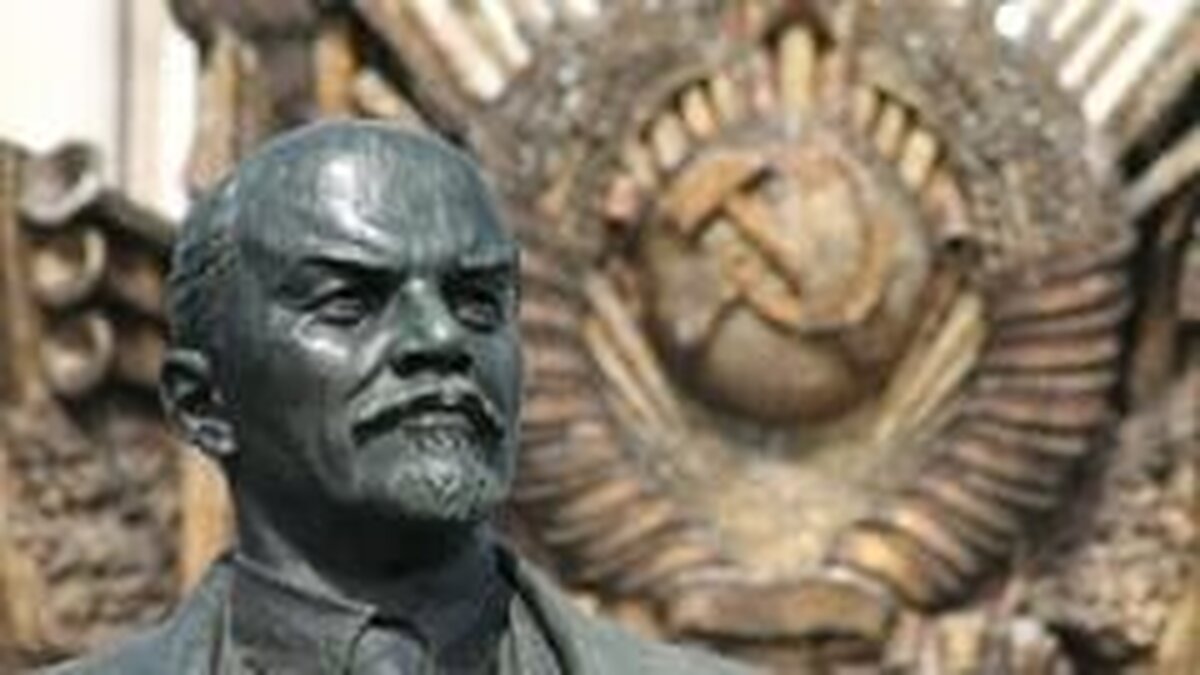 Putin acceptă discuții cu Macron despre Ucraina