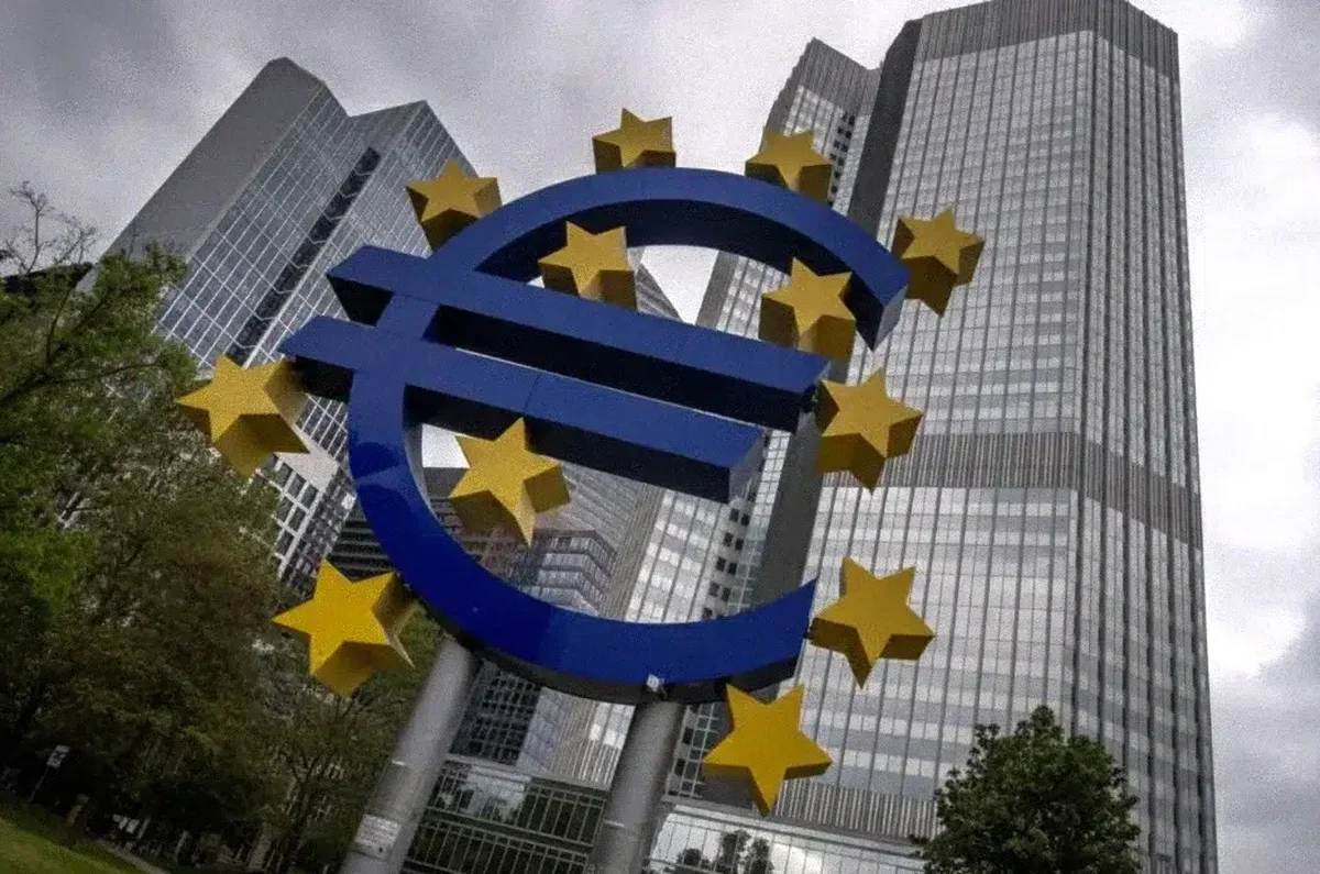 Uniunea Europeană investește 35 miliarde de dolari pentru a reduce dependența de China