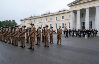 Serviciul militar obligatoriu se reintoarce in Europa