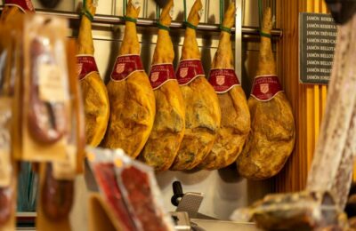 Spania promovează carnea de porc în contextul revenirii pestei porcine