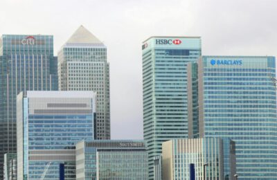 Băncile britanice restricționează creditarea IMM-urilor