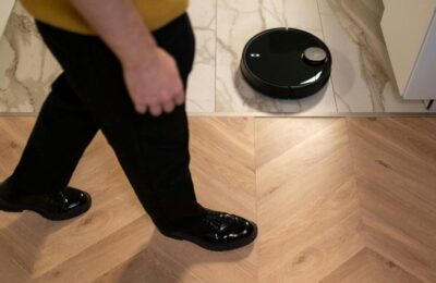 Roborock mizează pe inteligența artificială pentru aspiratoare