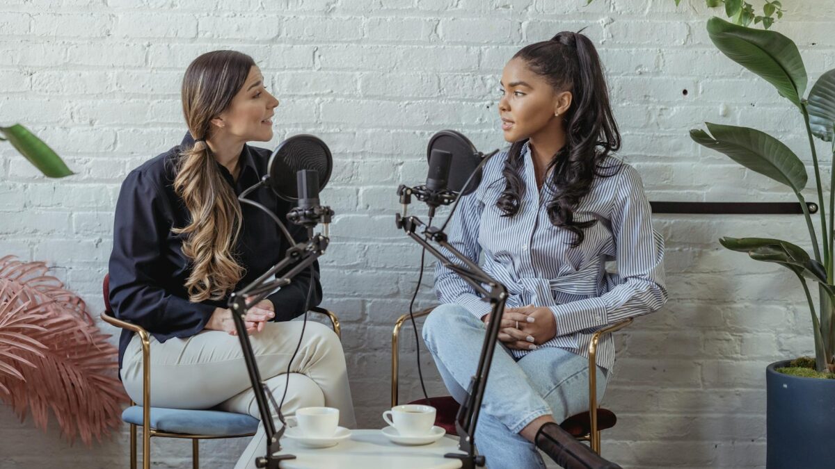 Amy Poehler se teme să o invite pe Martha Stewart la podcast