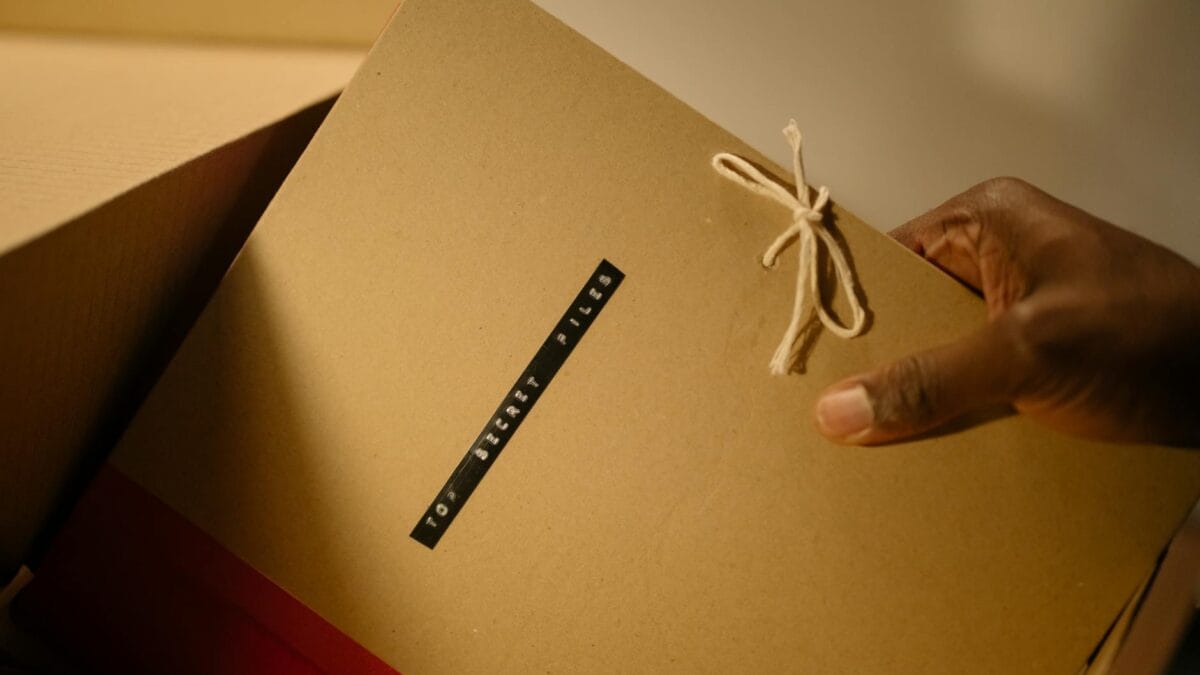 Dosarele Epstein rămase secrete provoacă îngrijorare