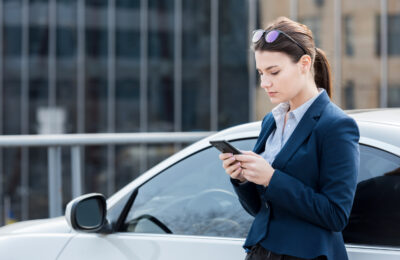 Uber lansează taxiuri fără șofer în noul oraș american
Obiectivul de expansiune în 10 metropole până în 2026