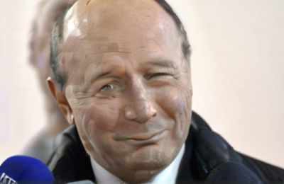 Băsescu critică decizia lui Nicușor Dan de a prezenta raportul