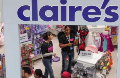 Claire’s și Factory Shop intră în faliment, 2.500 de joburi în pericol