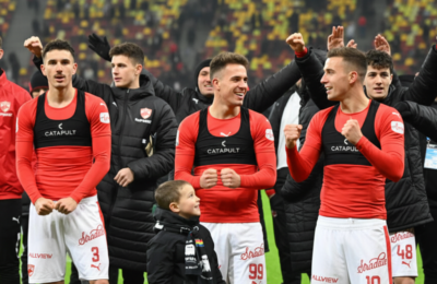 Dinamo a ales stadionul Arcul de Triumf pentru exil