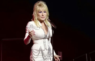 Dolly Parton, absentă de la petrecerea aniversară. Problemele de sănătate o țin departe de scenă