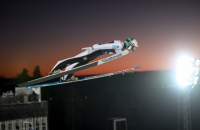 Domen Prevc domină turneul celor 4 trambuline