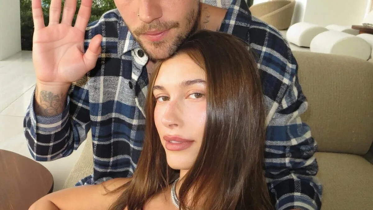Hailey Bieber Justin