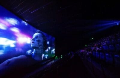 IMAX atinge record de 1,28 miliarde dolari în 2025