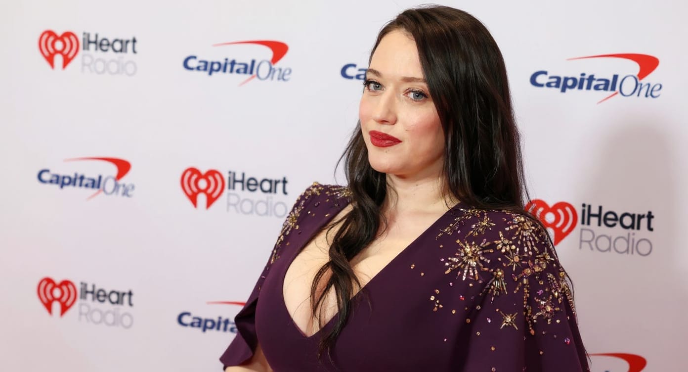 Kat Dennings, despre scanarea corpului de Marvel: „Mă pot pune oriunde vor”