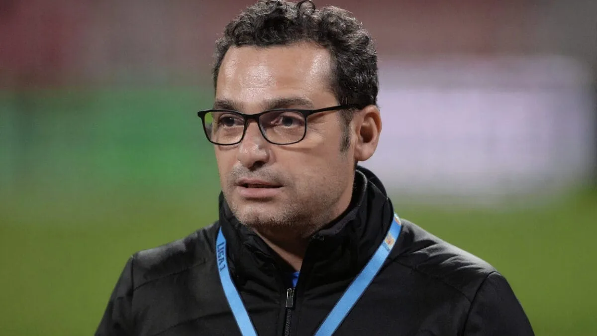 Mihai Teja demis Metaloglobus